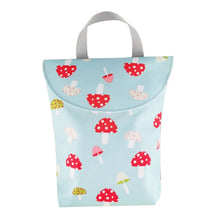 Load image into Gallery viewer, Multifunctional Baby Diaper Bag Reusable Fashion Waterproof Diaper Organizer Portable Big Capacity Mummy Bag Small Size 20*24cm
